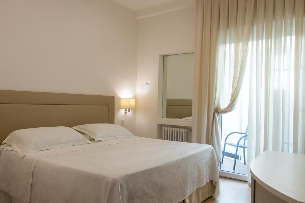 Hotel Universal Terme Abano Terme Exterior photo